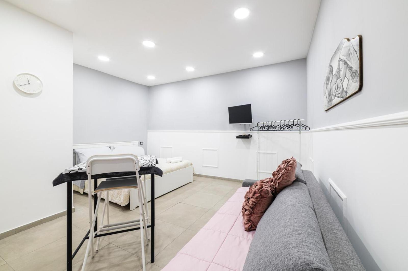 Many House Apartment Naples Exterior photo